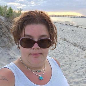 Meet your Posher, Katherine